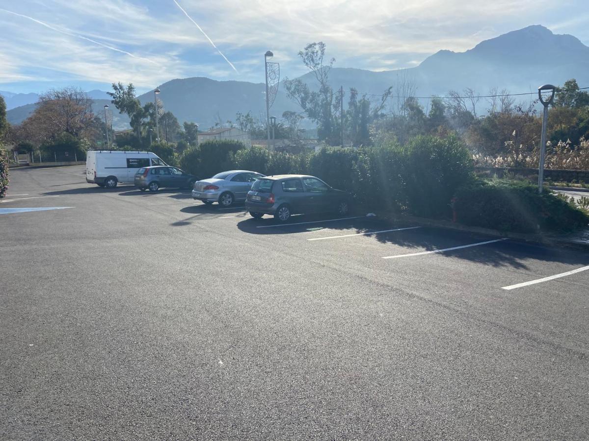 Duplex Calvi Direct Plage Eksteriør bilde